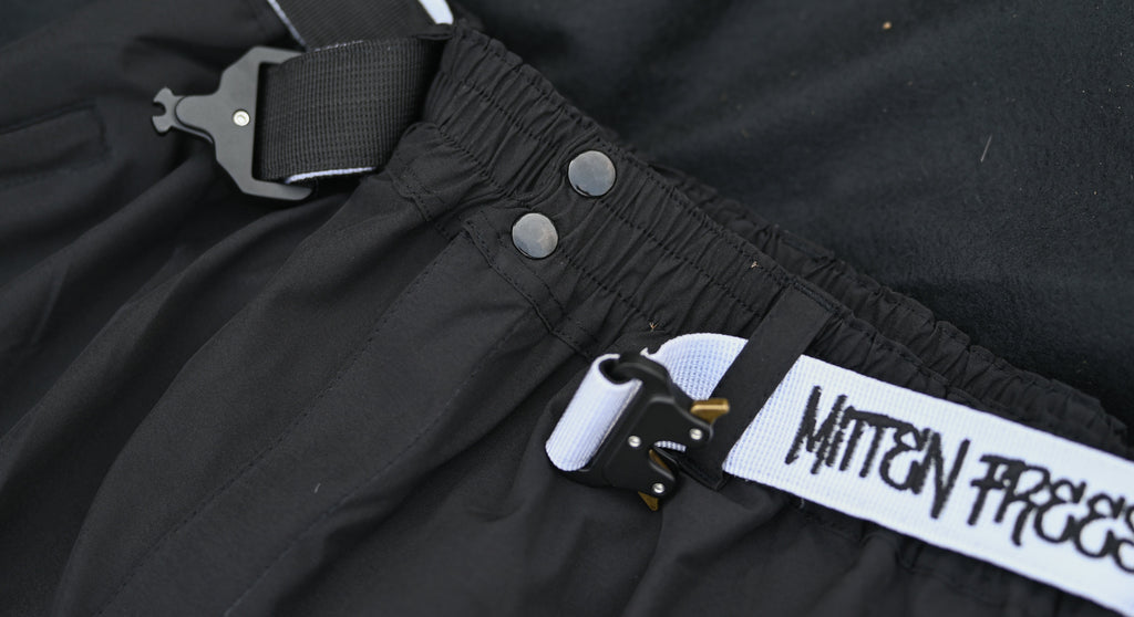 Mitten Freestyle Baggy Cargo Snow Pants - Black