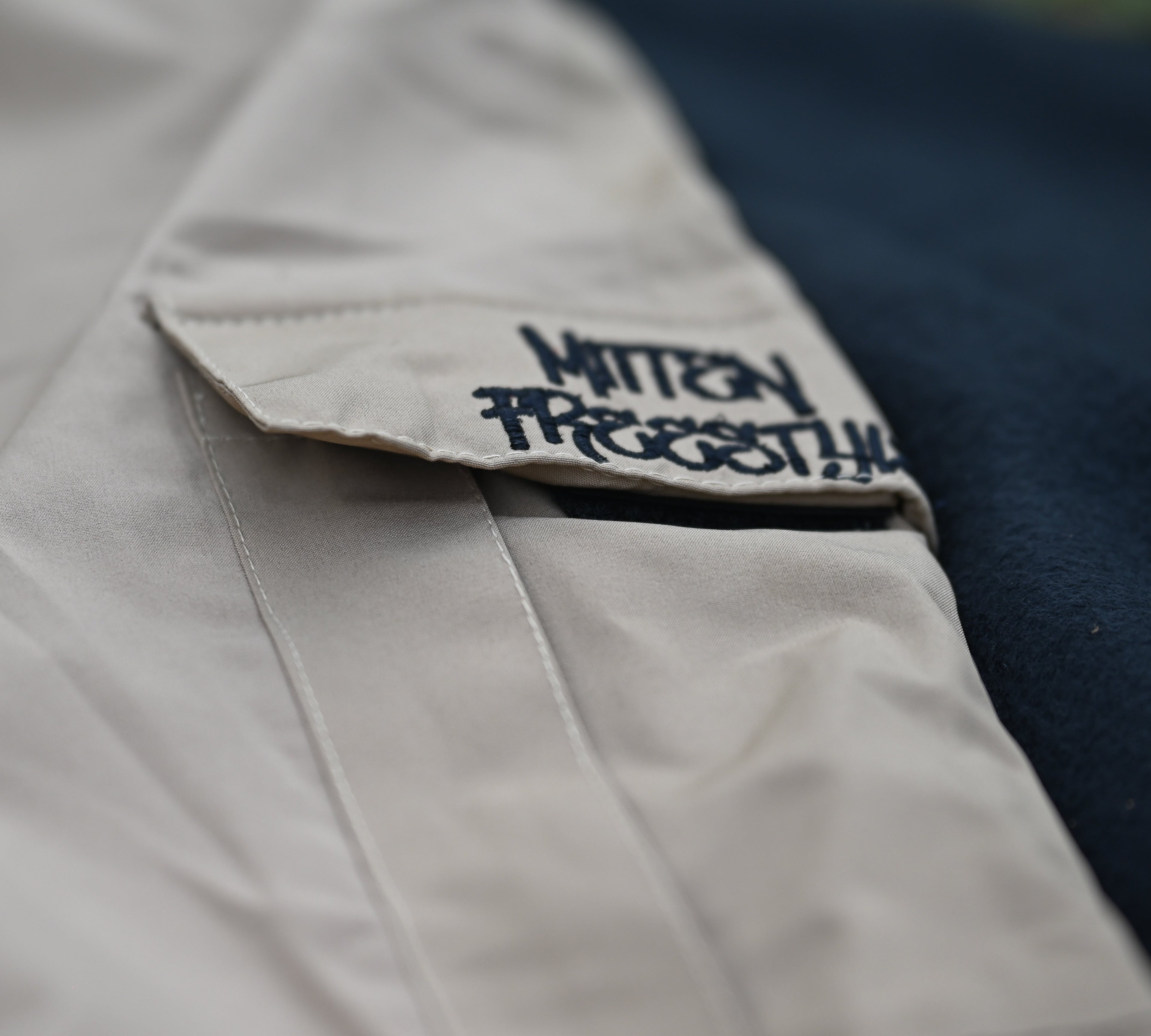 Mitten Freestyle Baggy Cargo Snow Pants - Tan