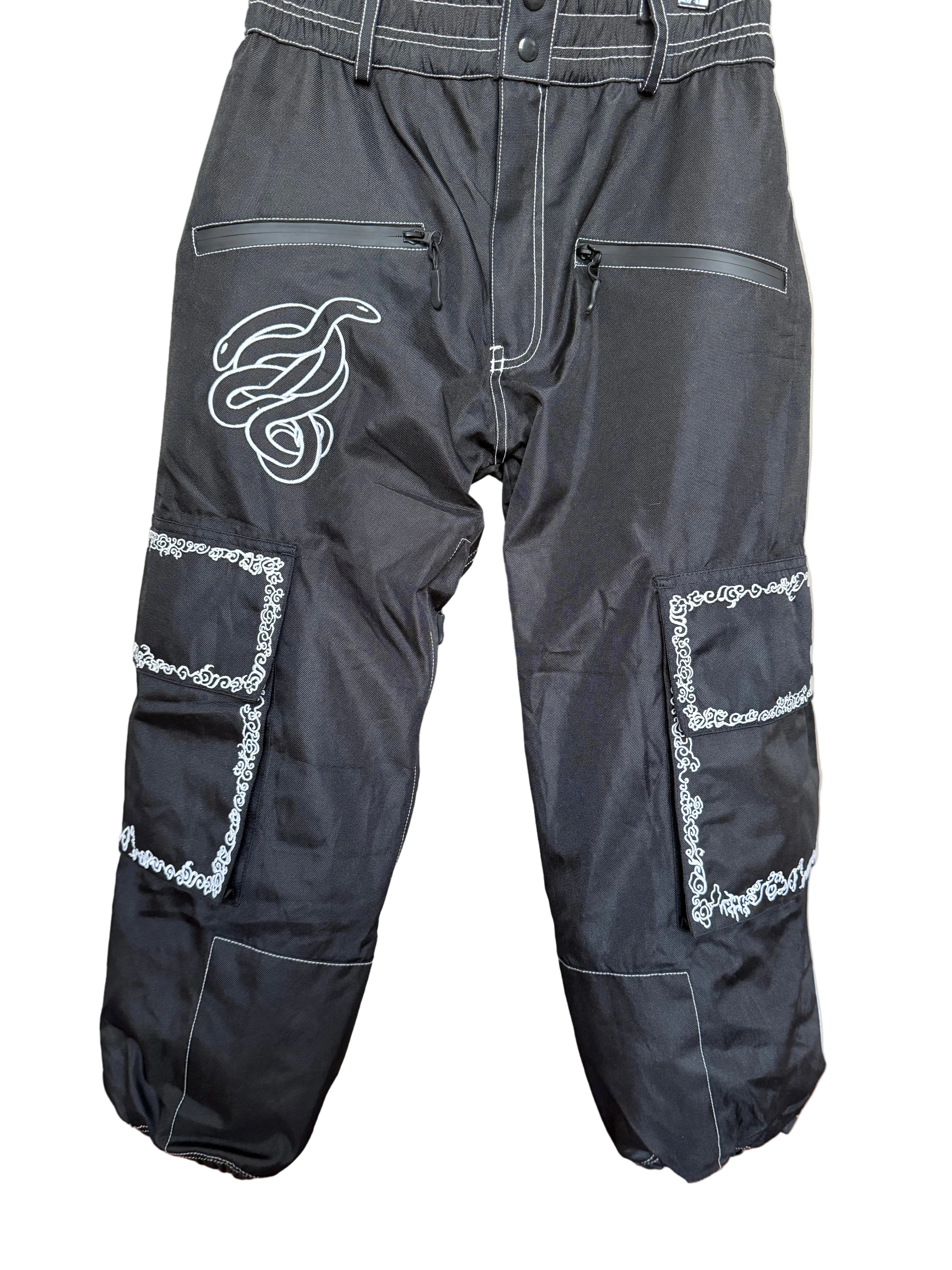 Max Reade Apparel GROM (XS) Snow Pants - White on Black – Mitten