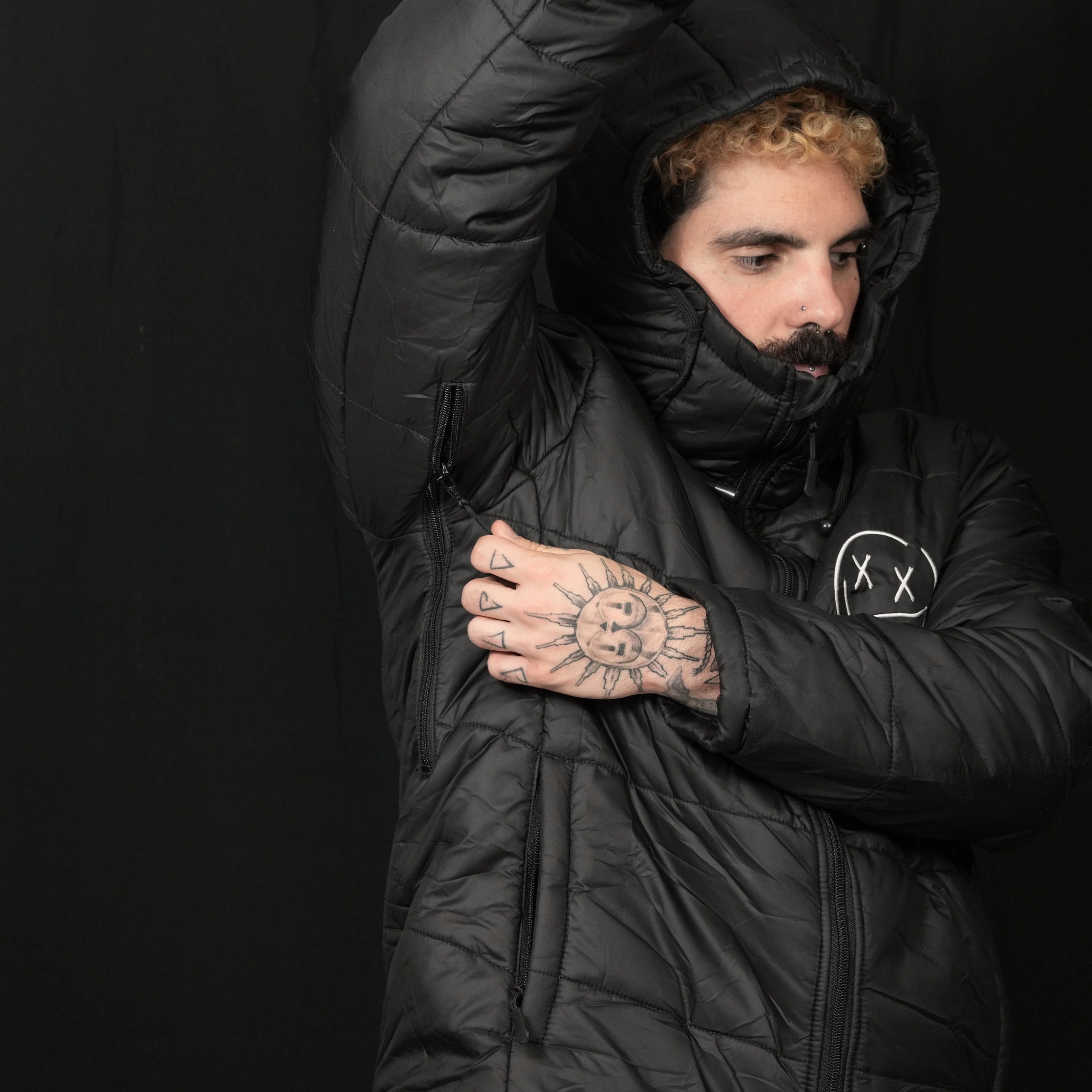 Numbskull Slacker Puffy Jacket - Black