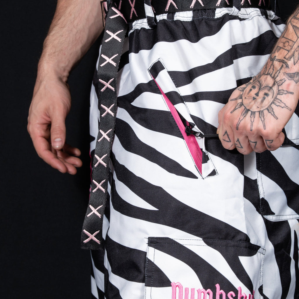 Numbskull Slacker Baggy Snow Pant 2.0 - Zebra